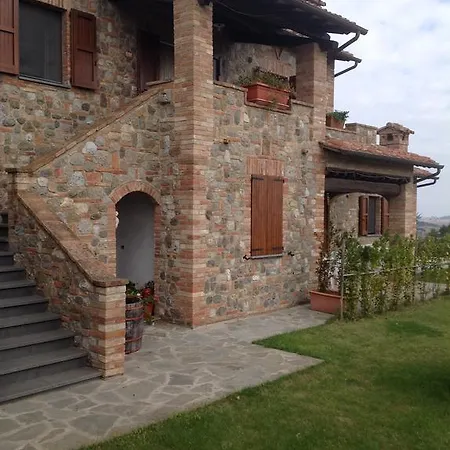 Agriturismo Il Canto Della Gallina Farm stay