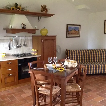 Agriturismo Il Canto Della Gallina 팜스테이